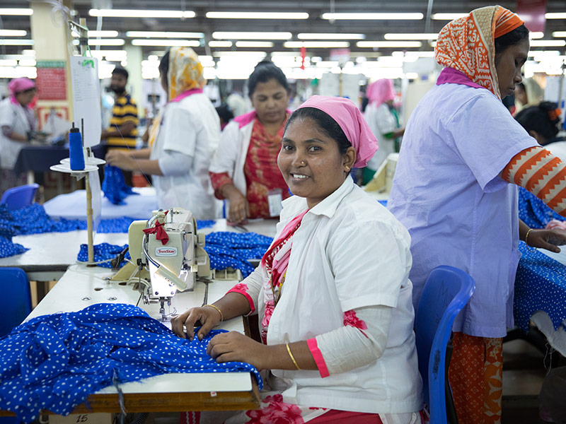 Within Reach How Digital Wages That Work for Women Can Support Bangladesh’s Economic Future thumbnail